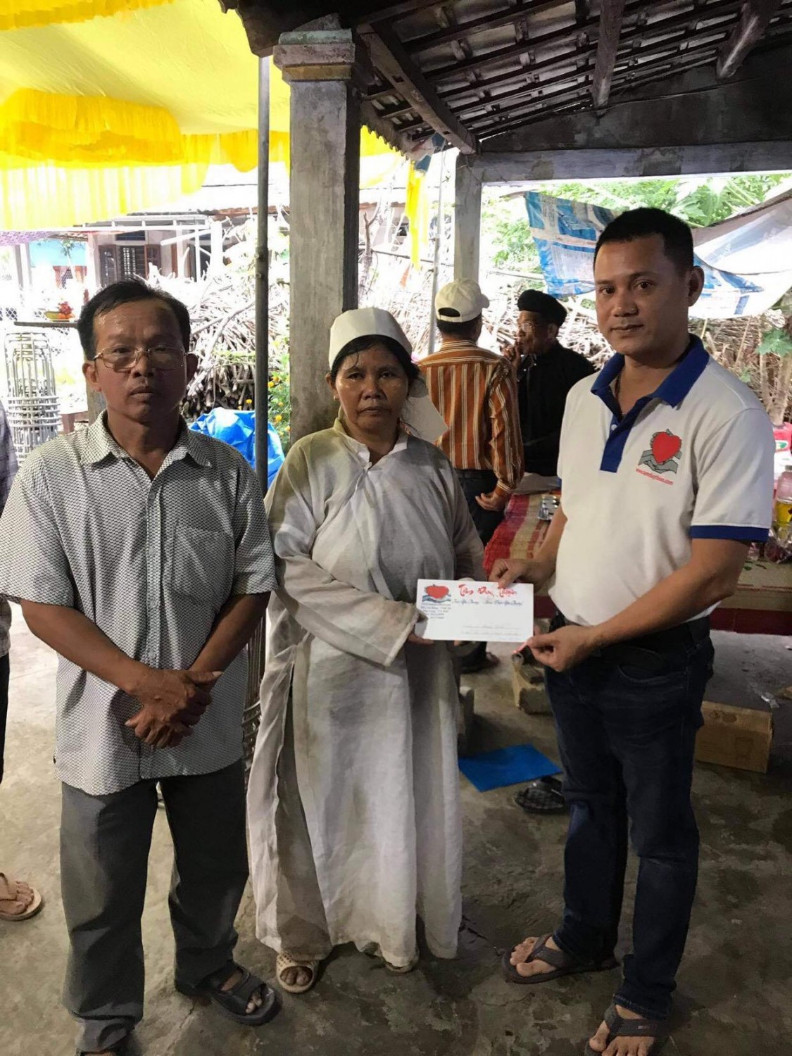 O Đỗ Thị Viên bị tai nạn sau khi đi mót lúa về