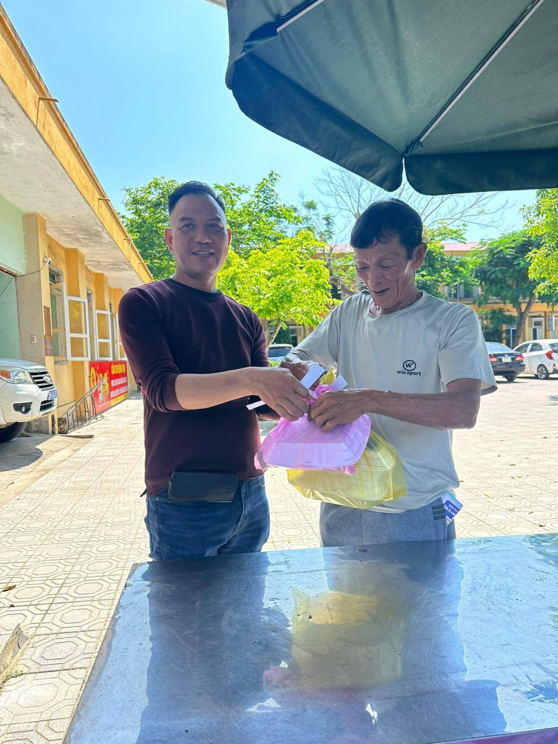 dd78423c 6eff 4592 a95c fe3cec638de9